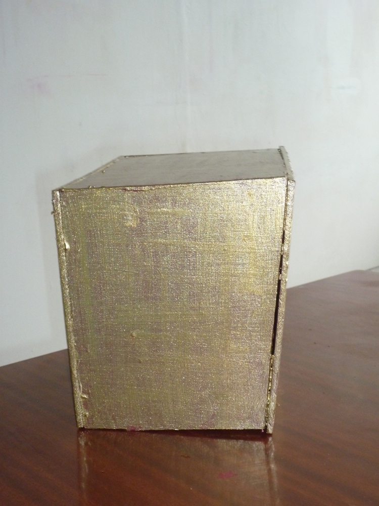 Cube cassé - 2010 (1)